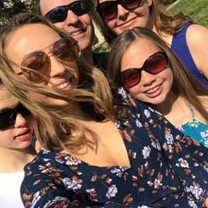 Meet your Posher, Marie